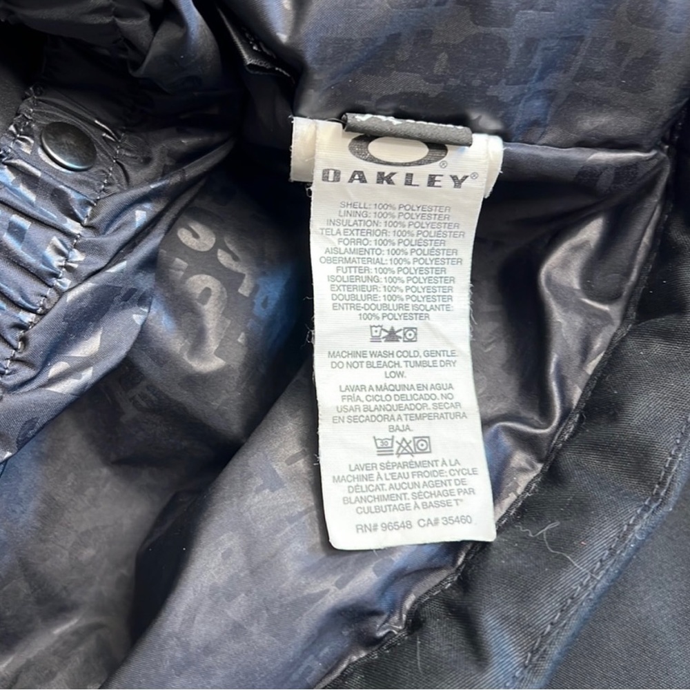 EUC Oakley Men’s Wengen Insulated Hooded Snowboarding/ Winter Coat Size Medium - Picture 6 of 8